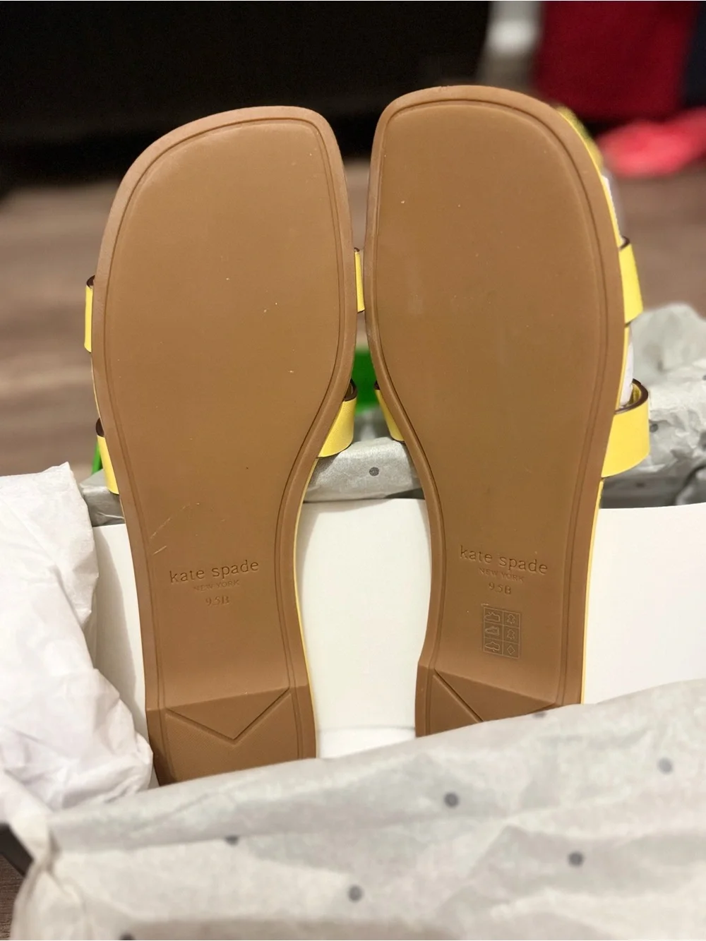 Kate Spade New York Duo Slide Sandals Yuzu Jam (Brand New, never worn)